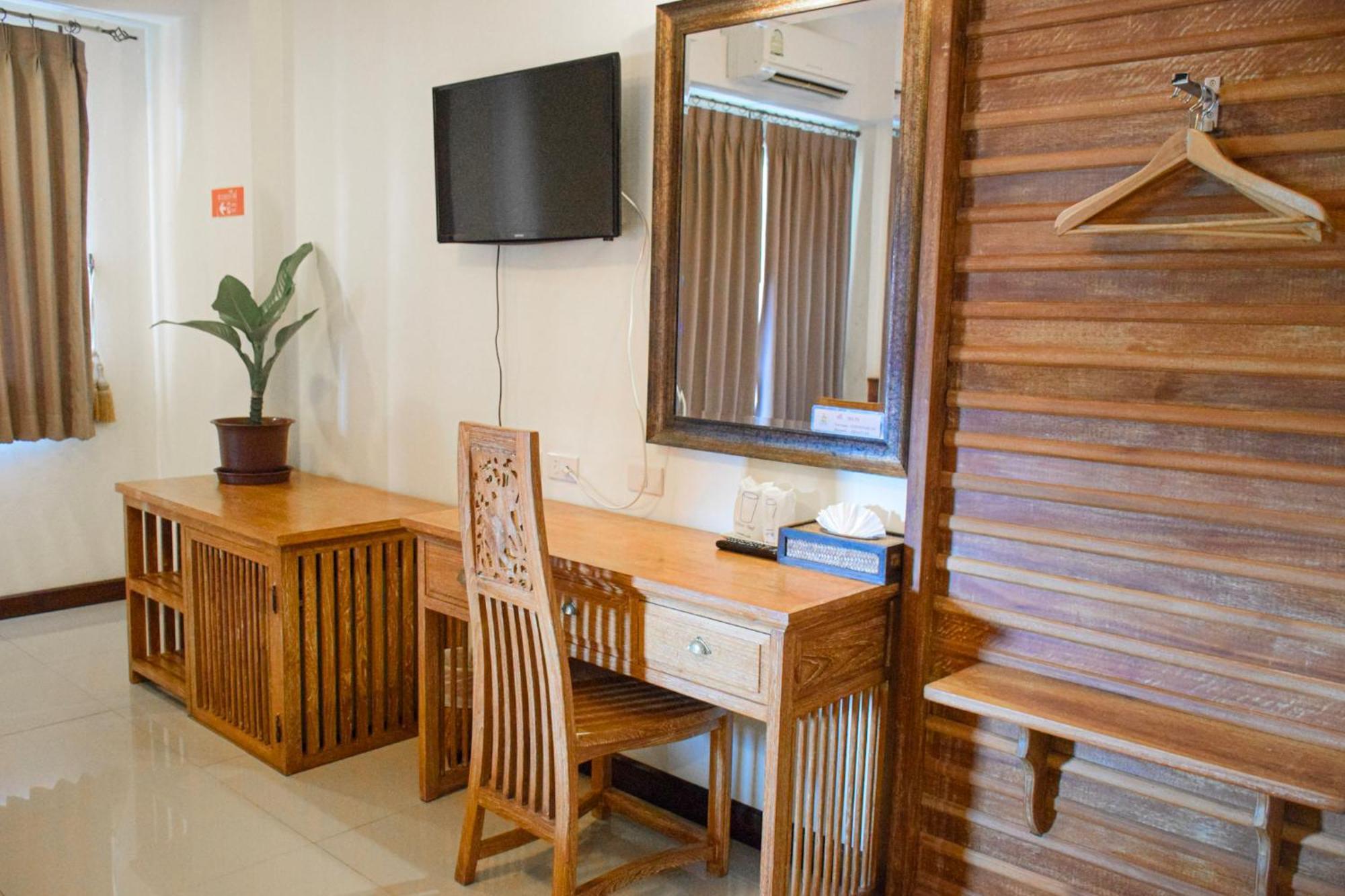Chivapuri Trat Hotel Kültér fotó