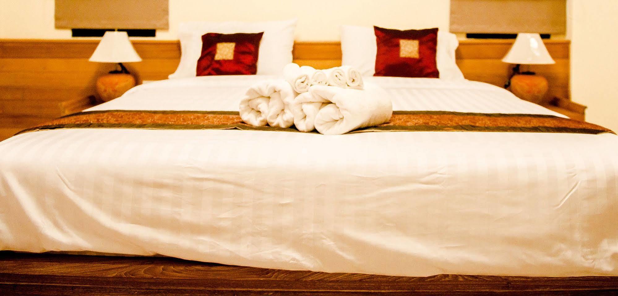 Chivapuri Trat Hotel Kültér fotó